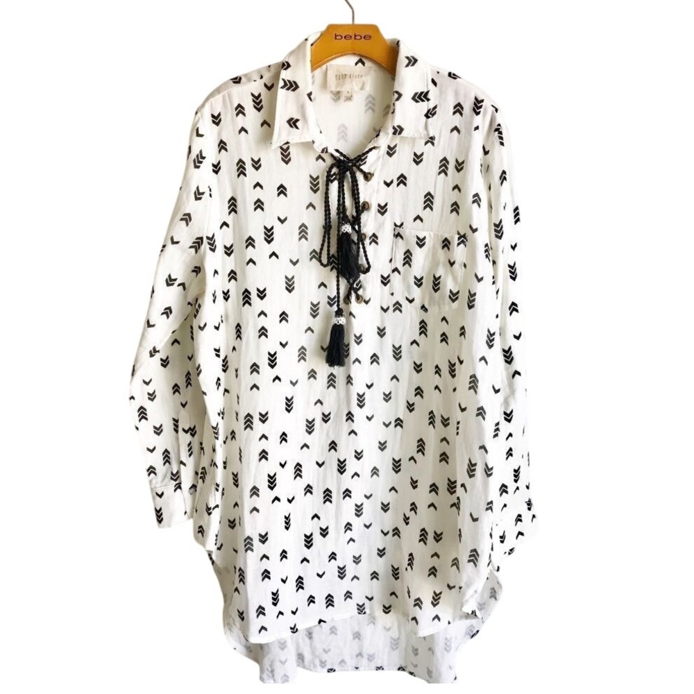 NWOT Moon River Women Chevron Print Tassel Neck‎ Shirt Dress Medium